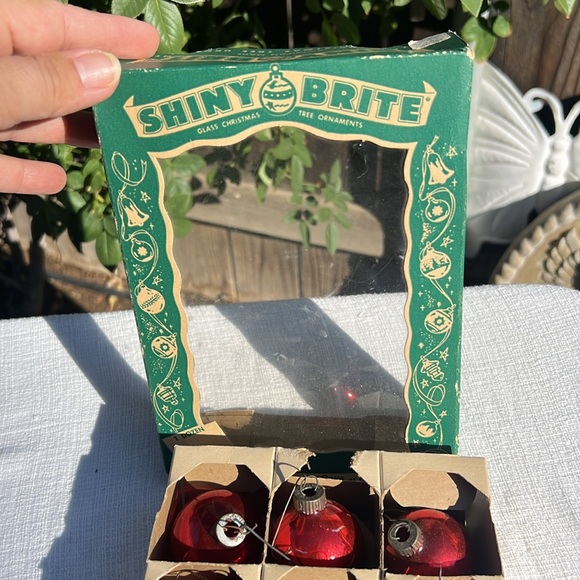 Vtg Shiny Brite Glass Christmas Tree Ornaments 12 USA made. - Picture 4 of 17